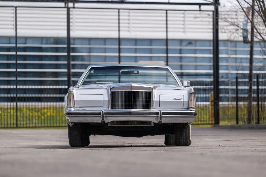 1977 Lincoln Continental Mark V - Image 4 of 31