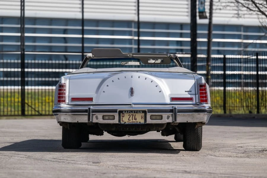 1977 Lincoln Continental Mark V - Image 5 of 31