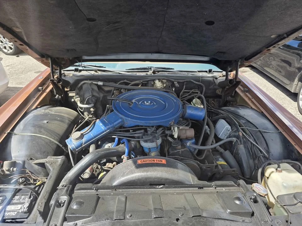 1977 Lincoln Continental Mark V - Image 12 of 18