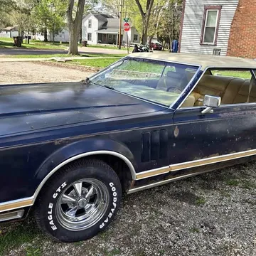 1977 Lincoln Continental Mark V