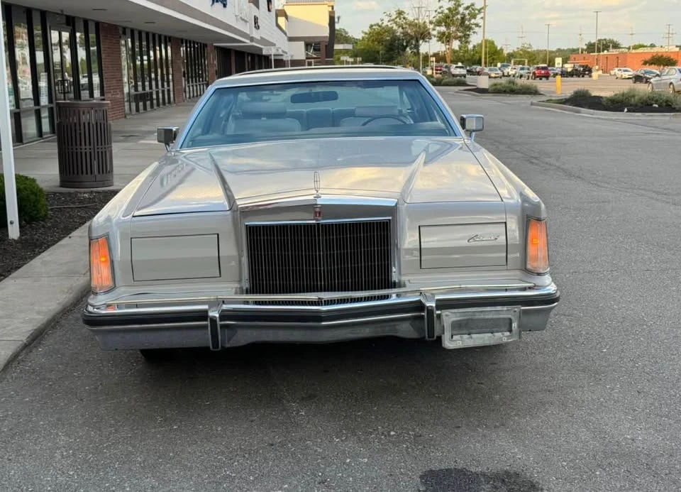 1977 Lincoln Continental 5th Gen - Image 4 of 4