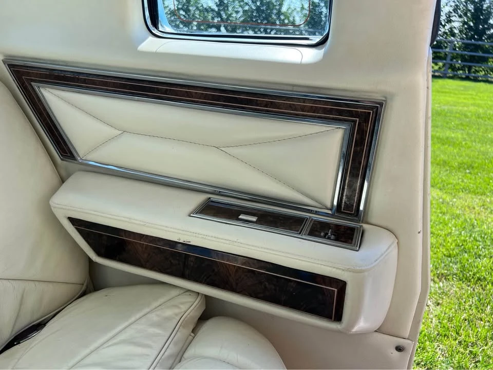 1977 Lincoln Continental 5th Gen - Image 5 of 17