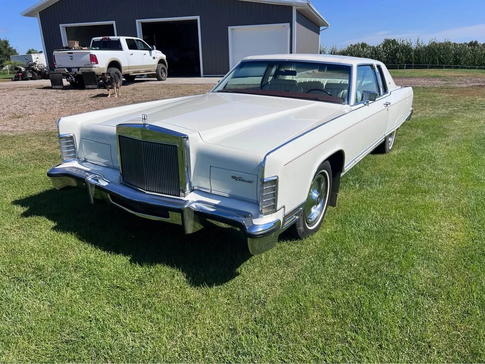 1977 Lincoln Continental 5th Gen - Image 15 of 17