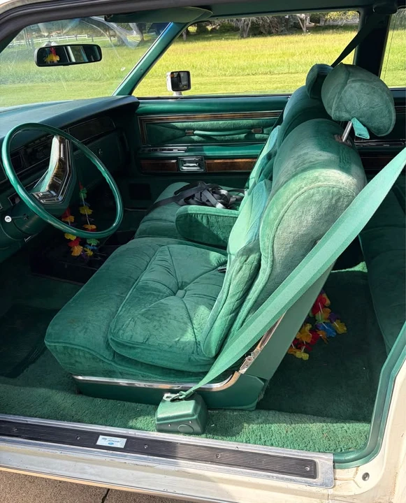 1977 Lincoln Continental 5th Gen - Image 6 of 9