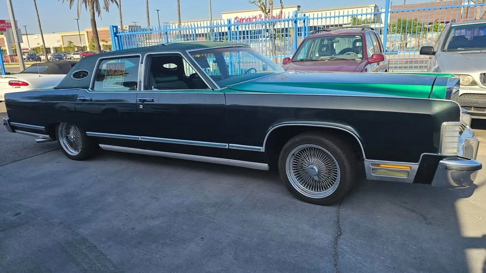 1977 Lincoln Continental 5th Gen - Image 2 of 16