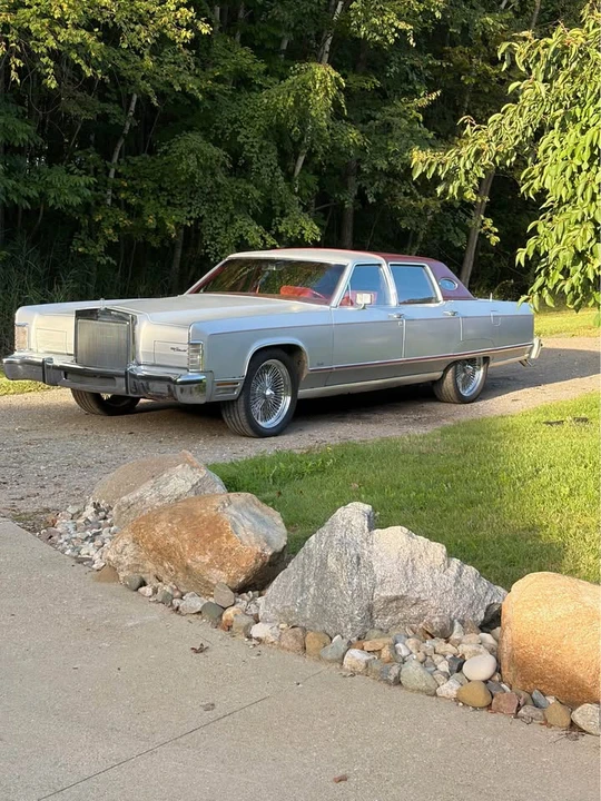 1977 Lincoln Continental 5th Gen - Image 8 of 8