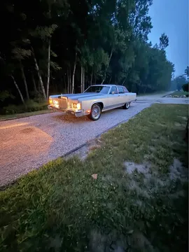 1977 Lincoln Continental Town Car