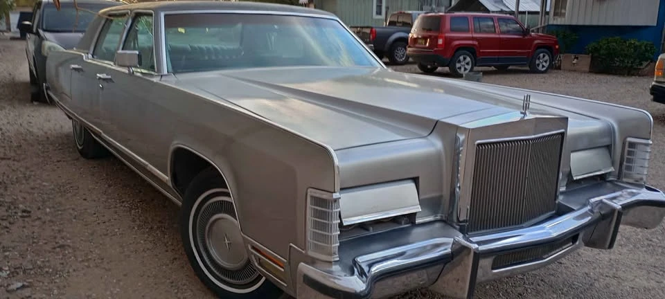 1977 Lincoln Continental 5th Gen - Image 3 of 10