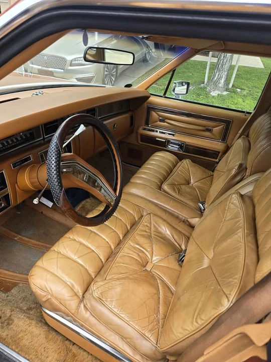 1977 Lincoln Continental 5th Gen - Image 5 of 10