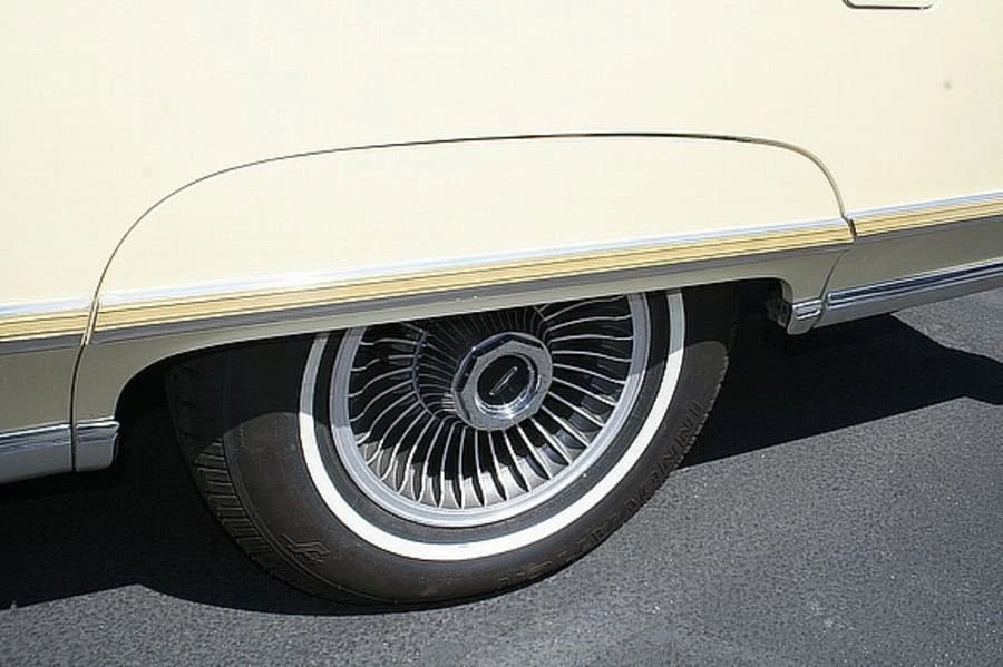 1977 Lincoln Continental 5th Gen - Image 8 of 8