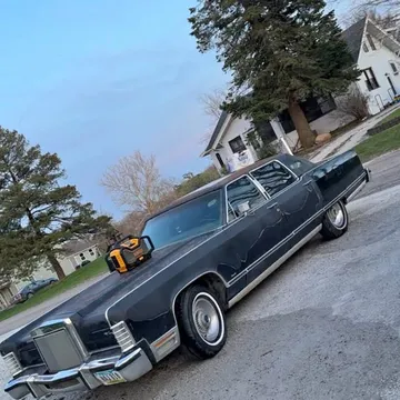 1977 Lincoln Continental Select Sedan 4D
