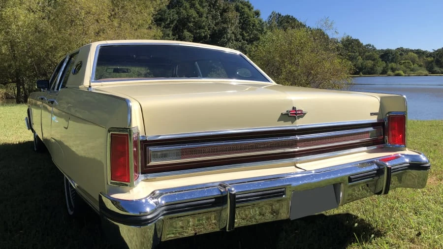1977 Lincoln Continental 5th Gen - Image 2 of 20