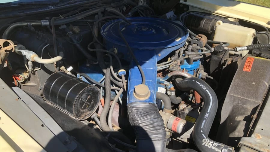 1977 Lincoln Continental 5th Gen - Image 9 of 20