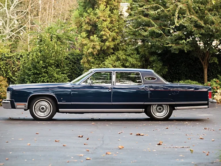 1977 Lincoln Continental 5th Gen - Image 6 of 14