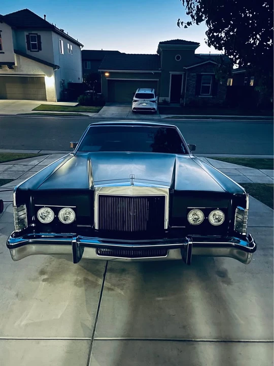 1977 Lincoln Continental - Image 4 of 7
