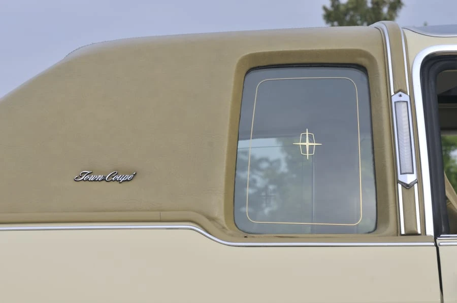 1977 Lincoln Continental 5th Gen - Image 7 of 8