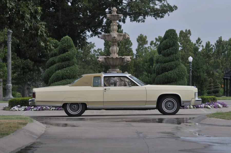 1977 Lincoln Continental 5th Gen - Image 8 of 8