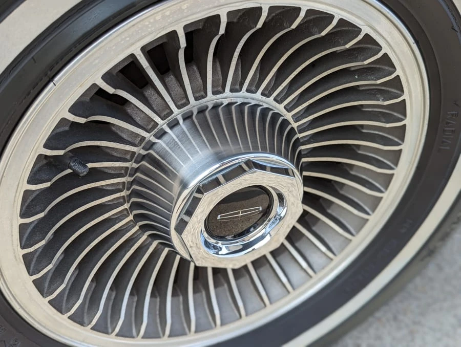 1977 Lincoln Continental 5th Gen - Image 29 of 31