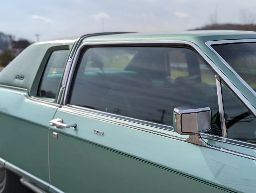 1977 Lincoln Continental 5th Gen - Image 25 of 31