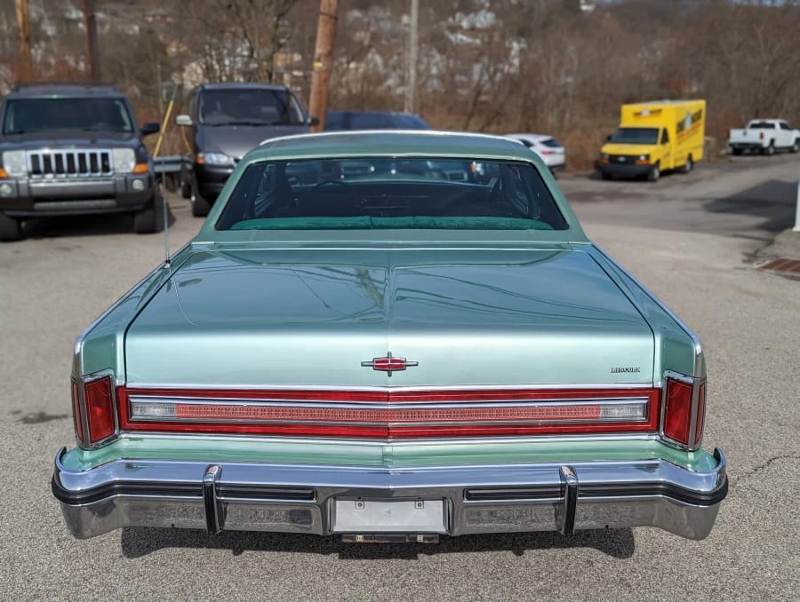 1977 Lincoln Continental 5th Gen - Image 5 of 31
