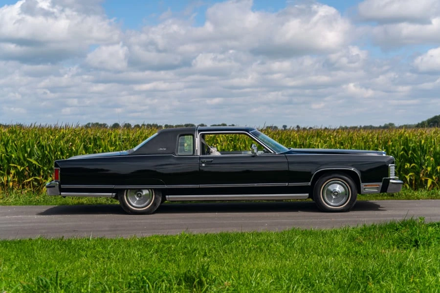 1977 Lincoln Continental 5th Gen - Image 8 of 23