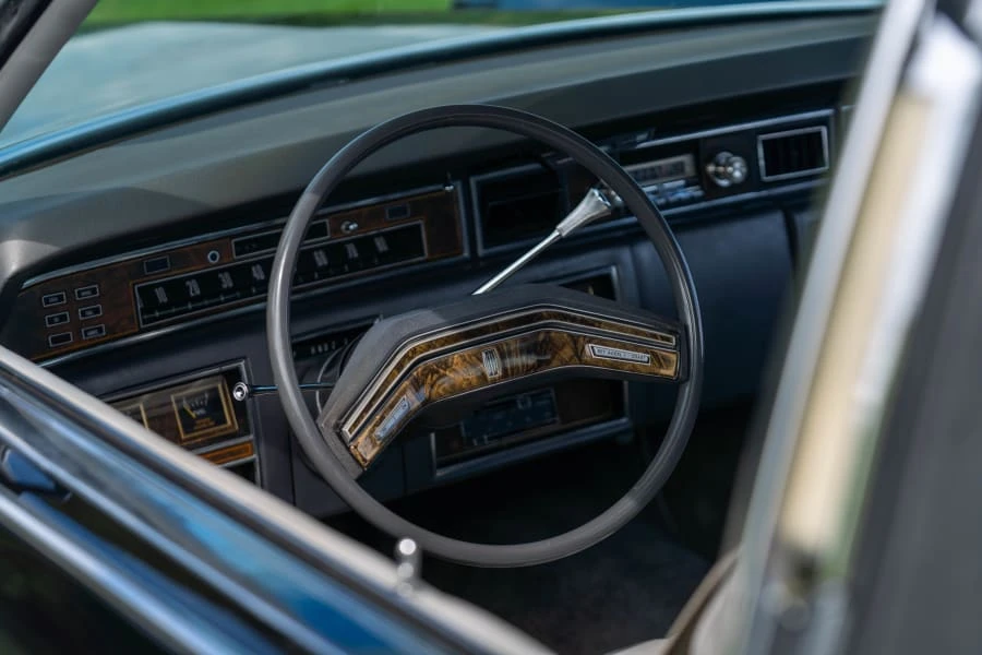 1977 Lincoln Continental 5th Gen - Image 20 of 23