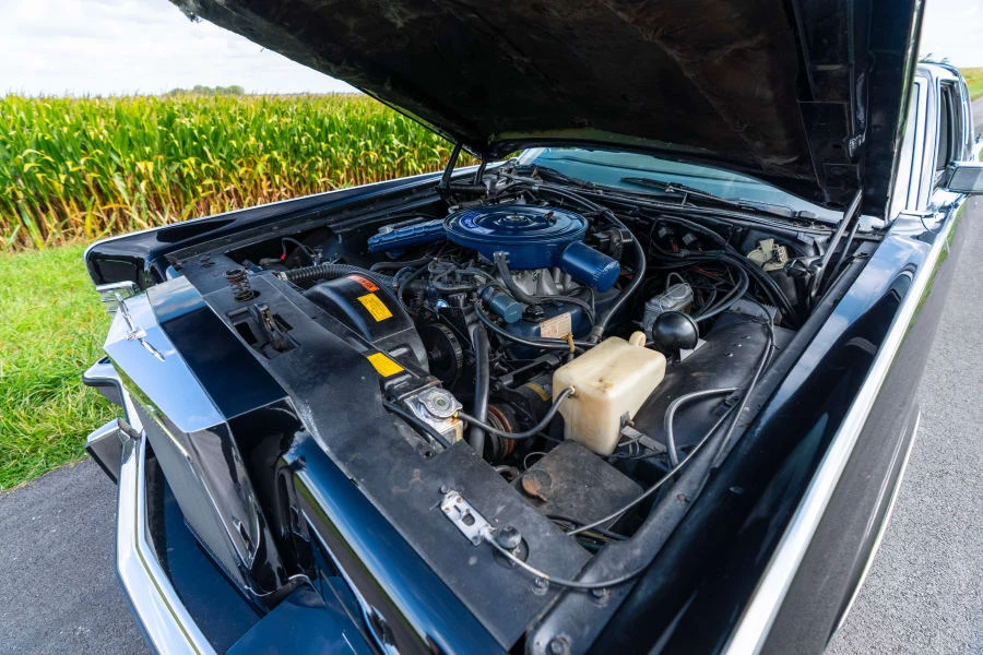 1977 Lincoln Continental 5th Gen - Image 22 of 23