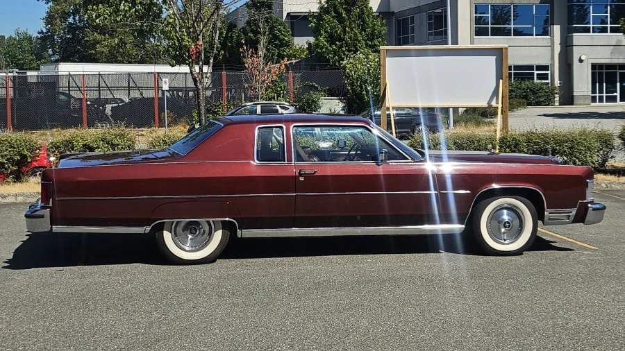 1977 Lincoln Continental 5th Gen - Image 2 of 8