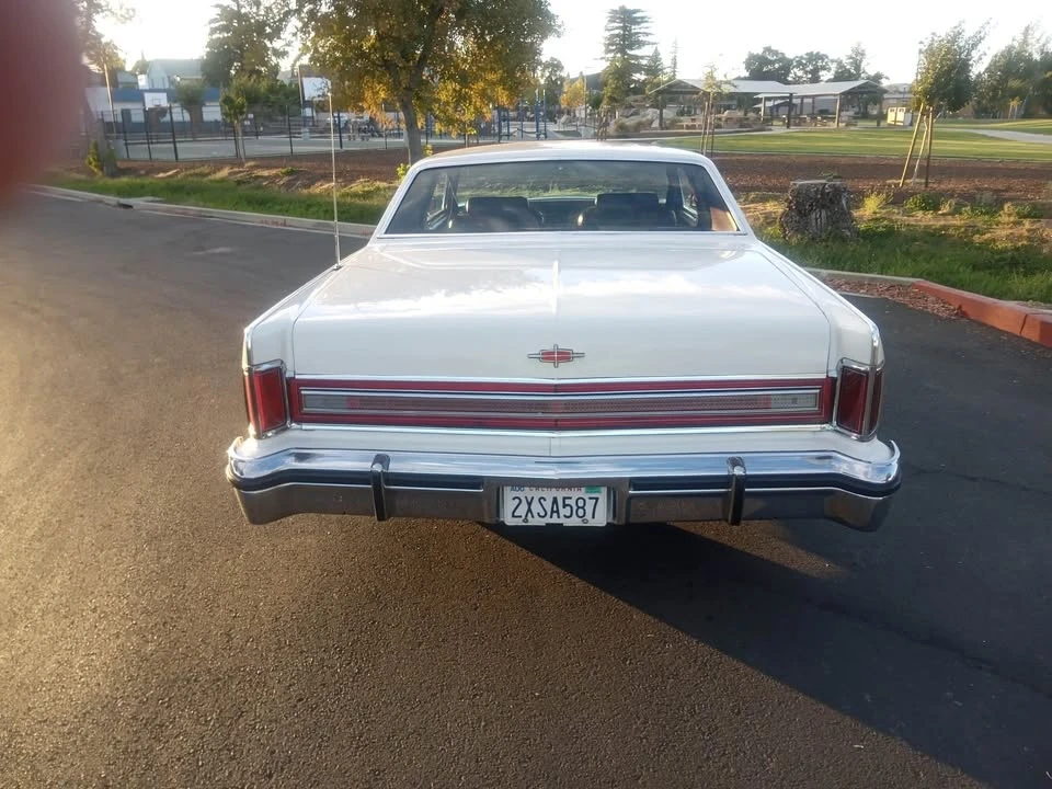 1977 Lincoln Continental 5th Gen - Image 8 of 16