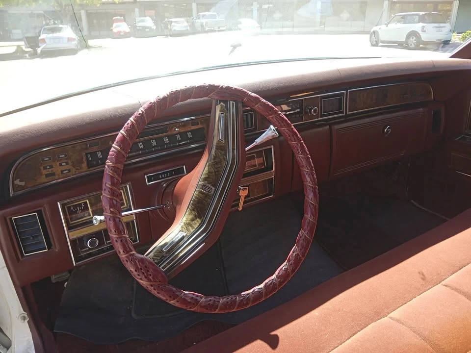 1977 Lincoln Continental 5th Gen - Image 12 of 16