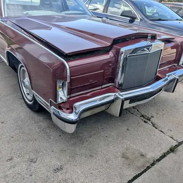 1977 Lincoln Continental Town Car