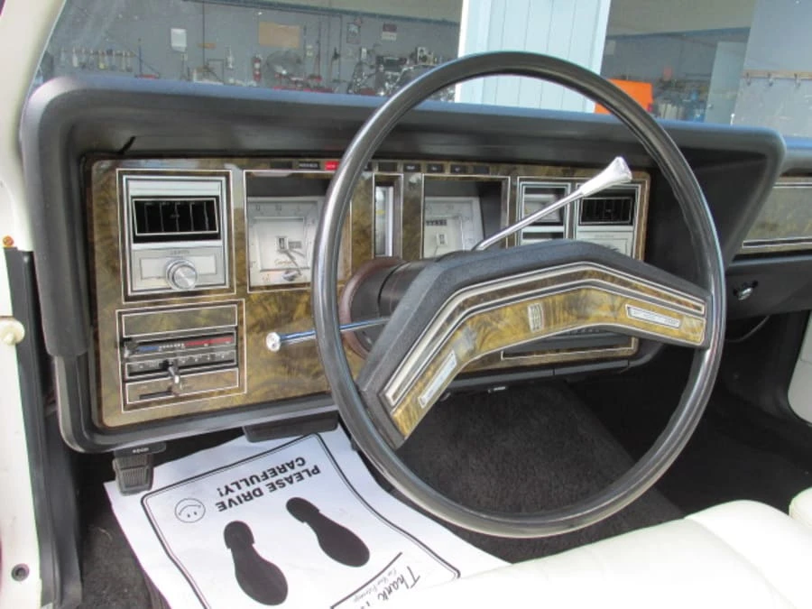1977 Lincoln Continental Mark V - Image 3 of 4