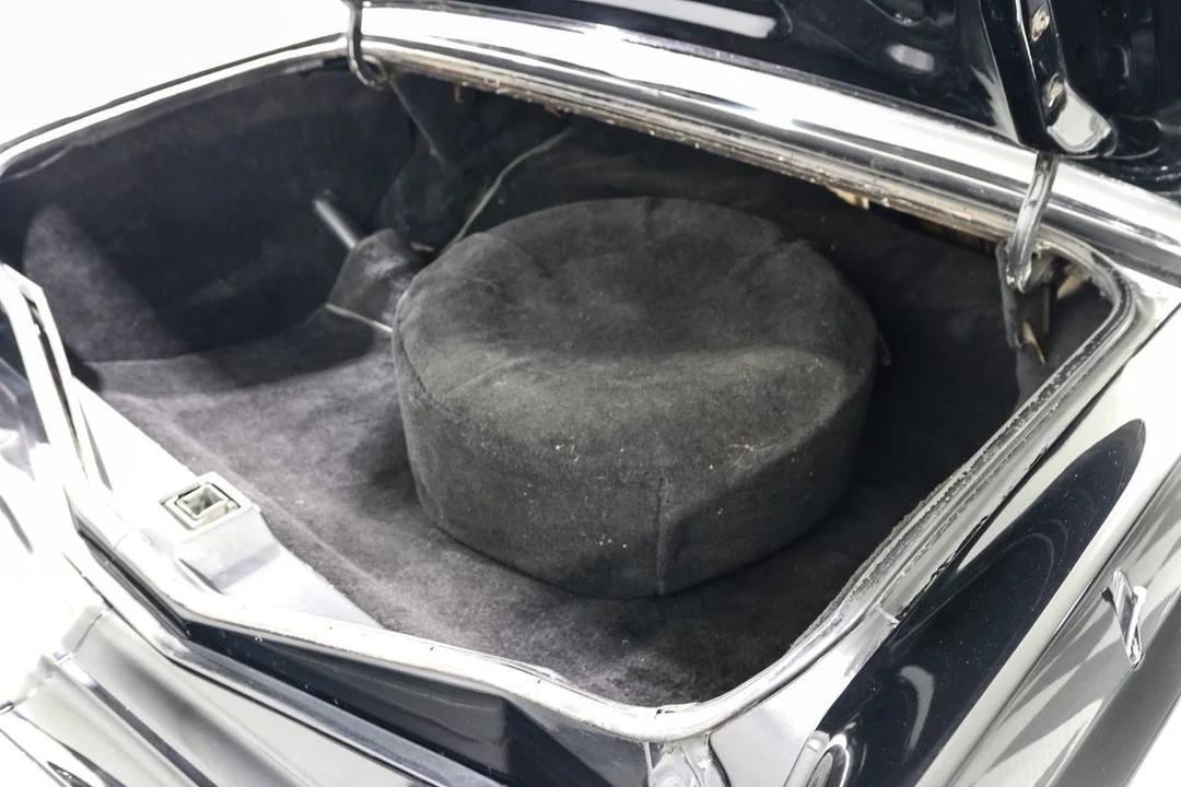 1977 Lincoln Continental Mark V - Image 19 of 21