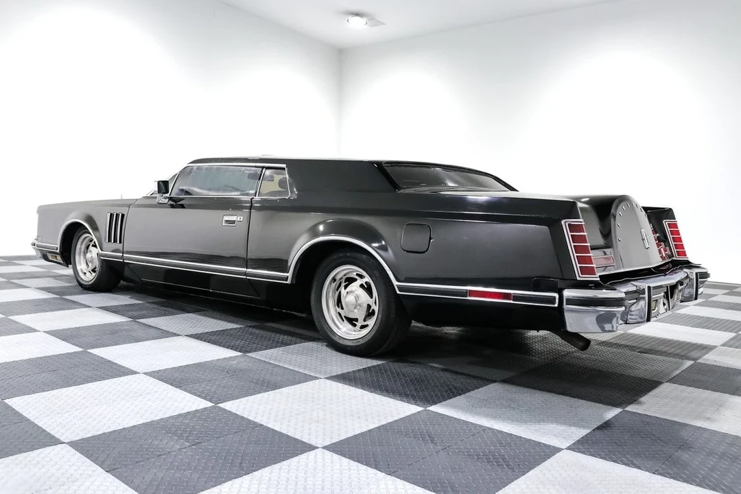 1977 Lincoln Continental Mark V - Image 5 of 12