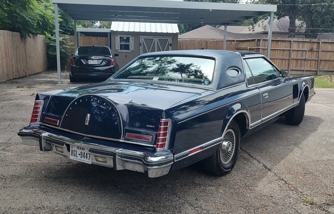 1977 Lincoln Continental Mark V - Image 13 of 20