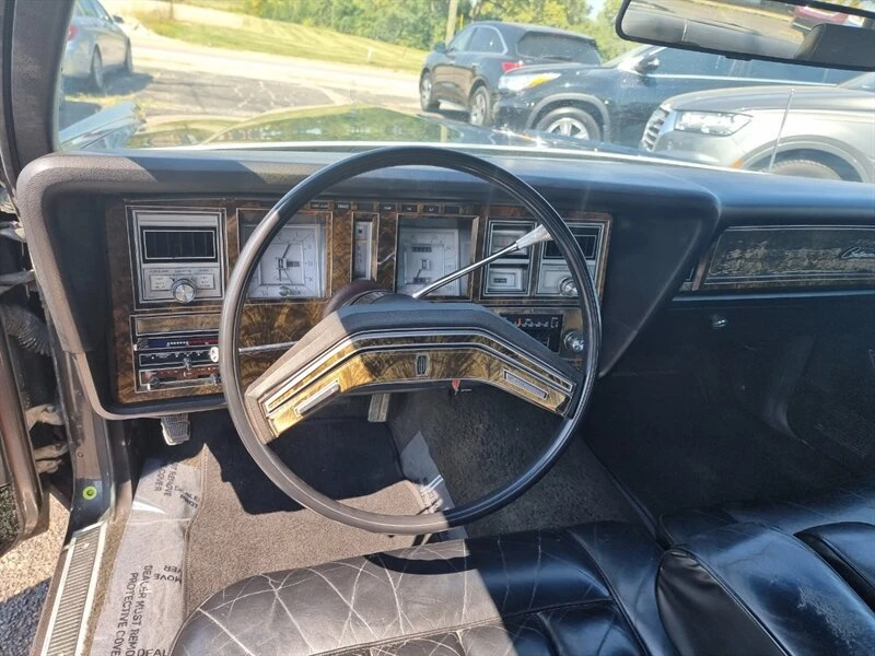 1977 Lincoln Continental Mark V - Image 10 of 20