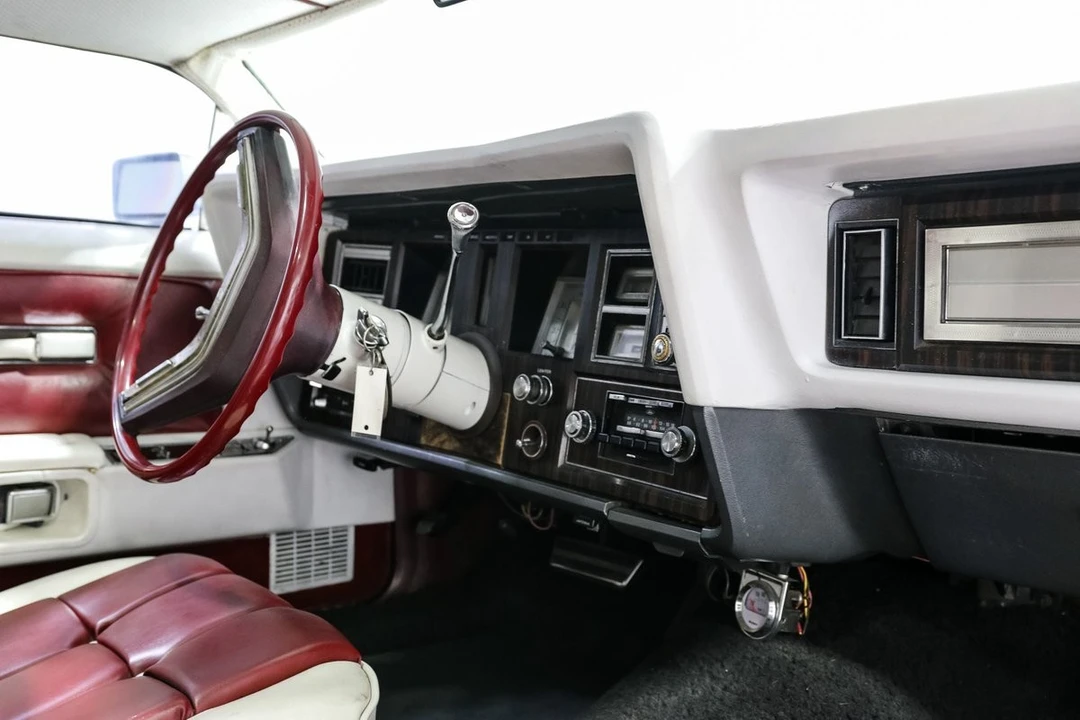 1977 Lincoln Continental Mark V - Image 17 of 21