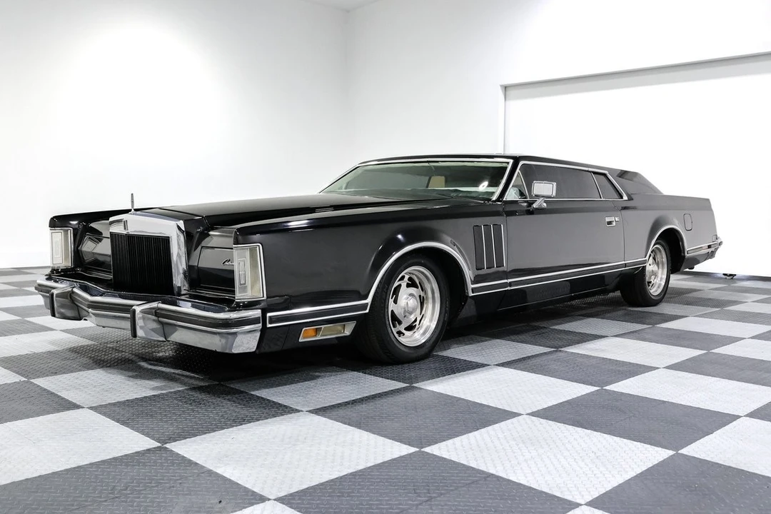1977 Lincoln Continental Mark V - Image 3 of 21