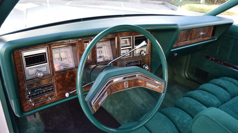 1977 Lincoln Continental Mark V - Image 4 of 10
