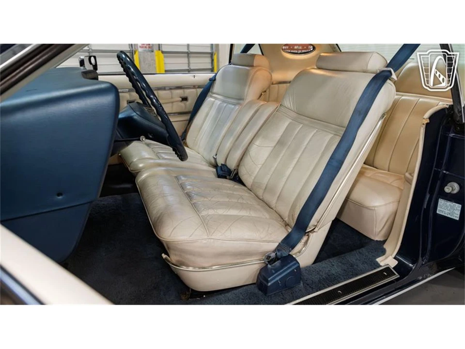 1977 Lincoln Continental Mark V - Image 12 of 31