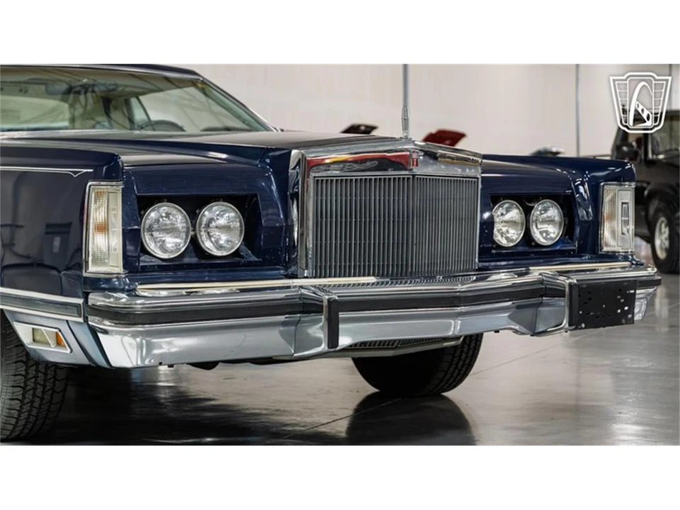 1977 Lincoln Continental Mark V - Image 8 of 31
