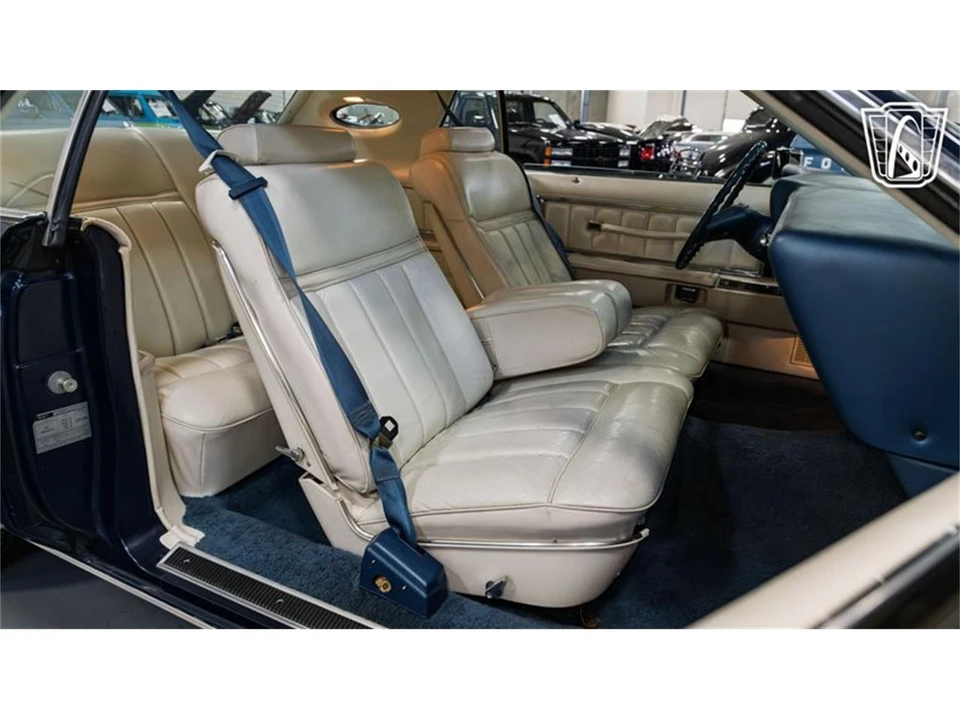 1977 Lincoln Continental Mark V - Image 18 of 31