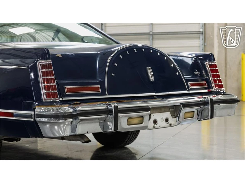 1977 Lincoln Continental Mark V - Image 9 of 31