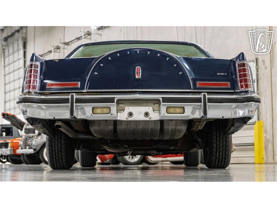 1977 Lincoln Continental Mark V - Image 29 of 31