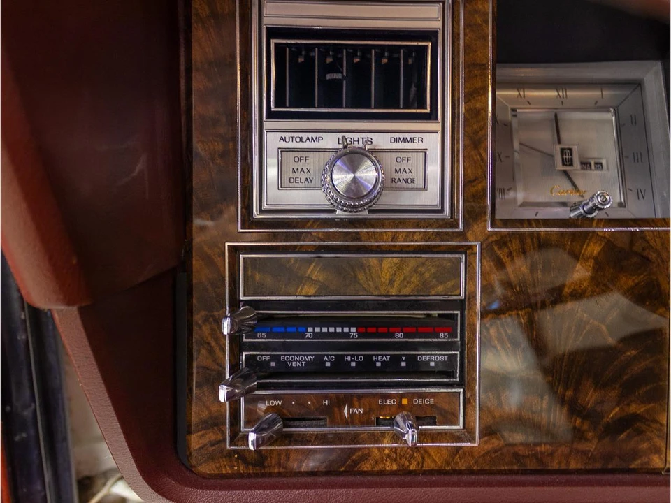 1977 Lincoln Continental Mark V - Image 27 of 31