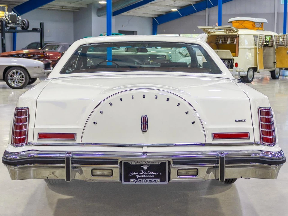 1977 Lincoln Continental Mark V - Image 6 of 31