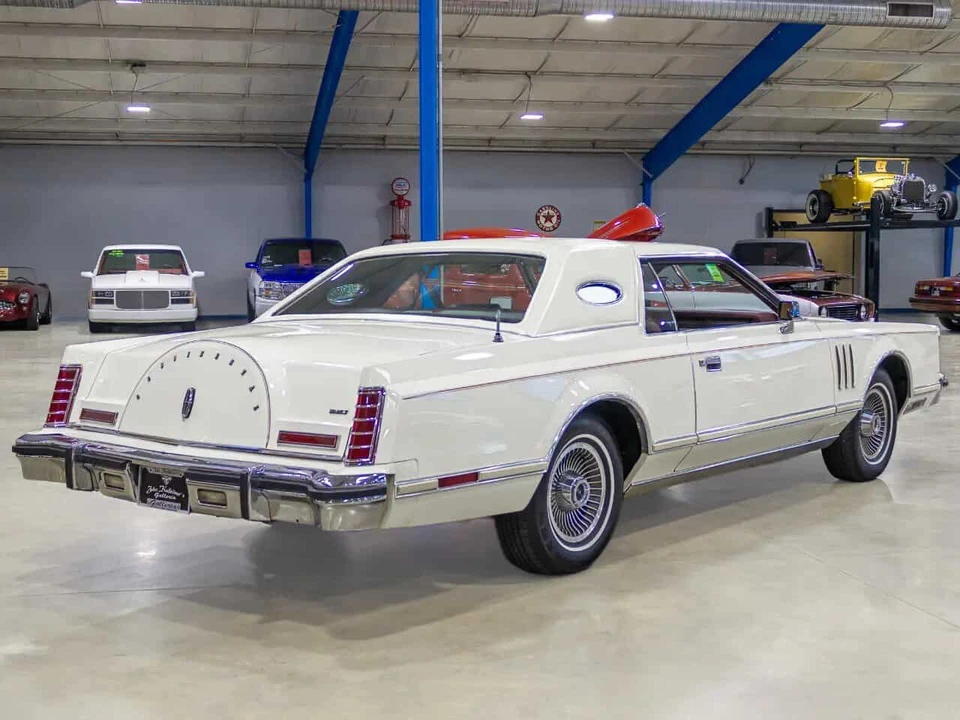 1977 Lincoln Continental Mark V - Image 8 of 31