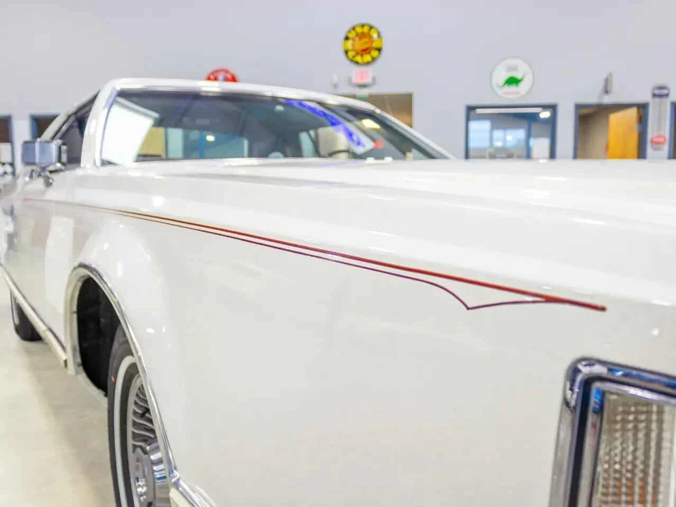 1977 Lincoln Continental Mark V - Image 19 of 31