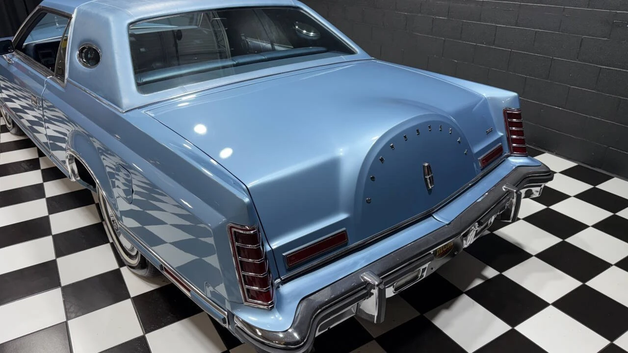 1977 Lincoln Continental Mark V - Image 19 of 21