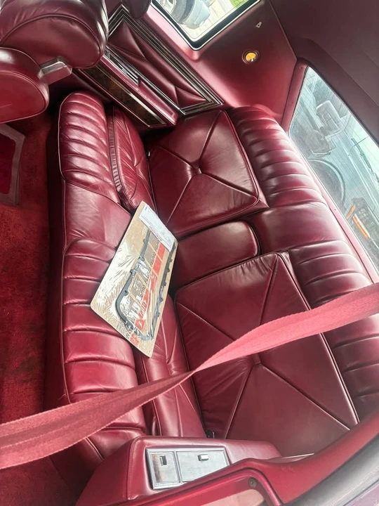 1977 Lincoln Town Car - Image 7 of 14